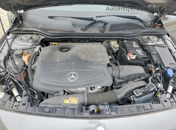WDCTG4EB1GJ224807 2016 MERCEDES-BENZ GLA Gray Widok komory silnika