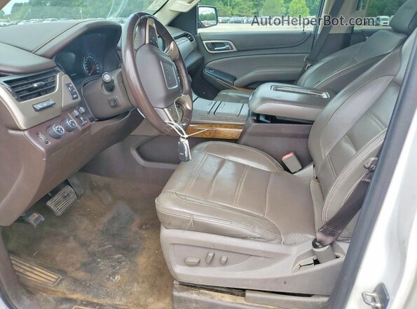 1GKS2HKJ8HR241212 2017 GMC YUKON Белый Вид панели приборов