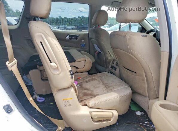 5N1DR2MM2JC664425 2018 NISSAN PATHFINDER White 