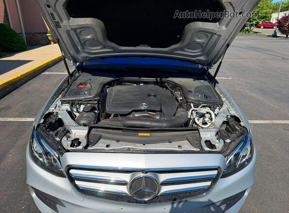 WDDZF8EB9LA725227 2020 MERCEDES-BENZ E Silver Vista de los asientos traseros