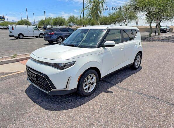 KNDJ23AU7P7877409 2023 KIA SOUL White 