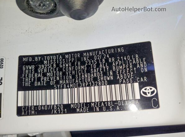 5YFB4MDE3RP132800 2024 TOYOTA COROLLA Белый 