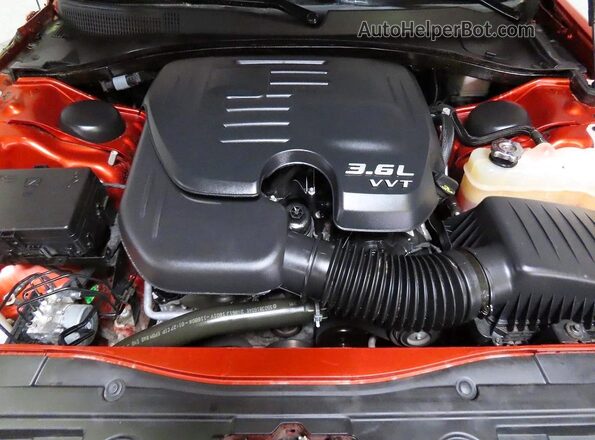 2C3CCAAGXMH609365 2021 CHRYSLER 300 Оранжевый Вид панели приборов