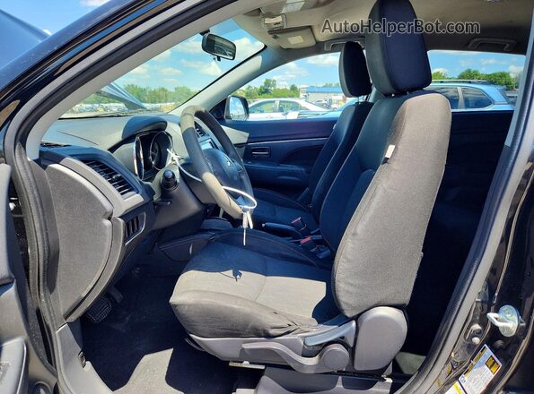 JA4AP3AU8LU010155 2020 MITSUBISHI OUTLANDER Black Dashboard view