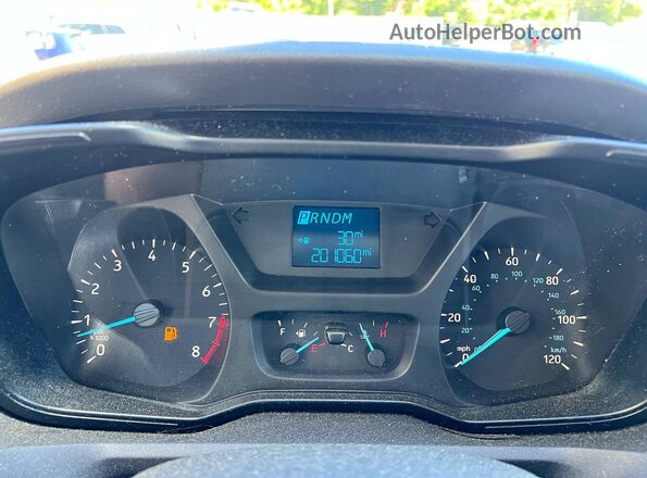 1FDZX2CM1HKB28059 2017 FORD TRANSIT White Սարքավորումների վահանակի տեսք