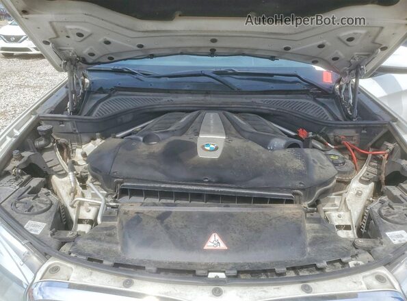 5UXKU6C53G0S82442 2016 BMW X6 White ძრავის განყოფილების ხედი