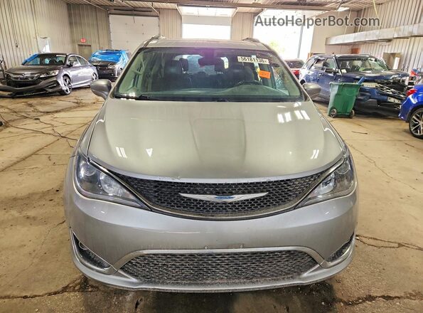 2C4RC1BG3HR539583 2017 CHRYSLER PACIFICA Silver უკანა ხედი