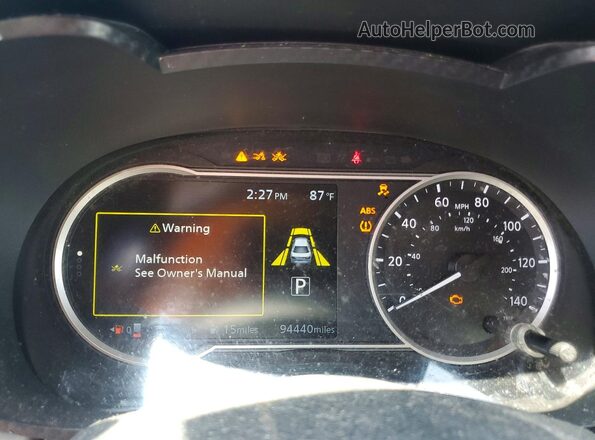 3N1CN8EV3LL844593 2020 NISSAN VERSA Red Widok tylnych siedzeń