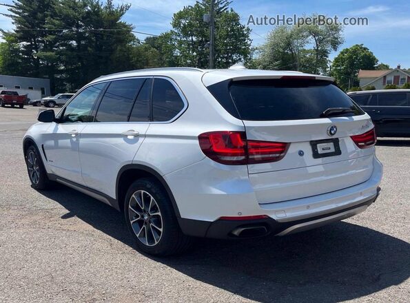 5UXKR0C52J0Y02782 2018 BMW X5 White 