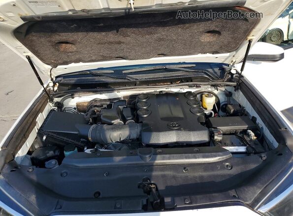 JTEEU5JR1P5291900 2023 TOYOTA 4RUNNER White 