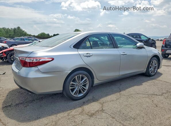 4T1BF1FK5HU316371 2017 TOYOTA CAMRY Серебряный 