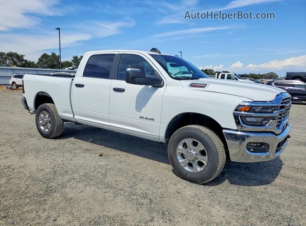 3C6UR5DJ4TG197107 2026 RAM 2500 White Вид спереду