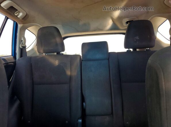 JTMZFREV5HJ135138 2017 TOYOTA RAV4 Blue Vista interior trasera