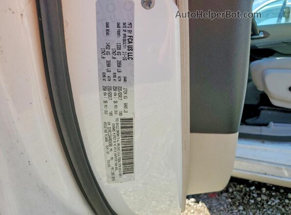 2C4RC1DG4HR634389 2017 CHRYSLER PACIFICA White 