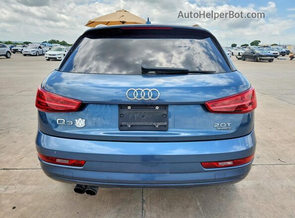 WA1JCCFSXHR006489 2017 AUDI Q3 Blue Front interior view