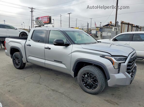 5TFLA5DB4TX361682 2026 TOYOTA TUNDRA Серебряный Вид спереди