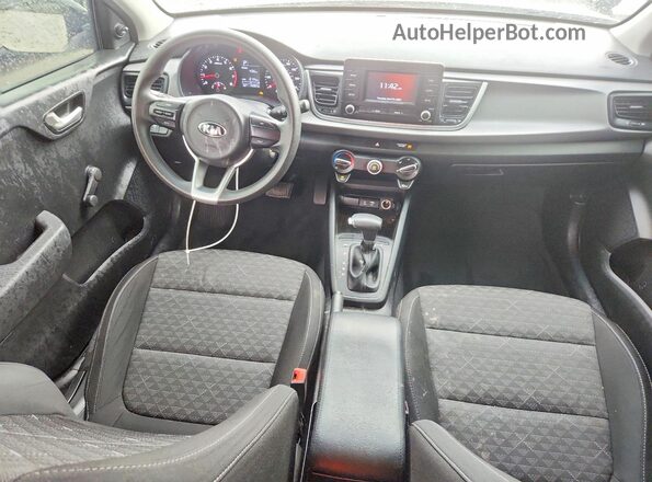 3KPA25AB0JE092201 2018 KIA RIO White Vista del cuadro de instrumentos