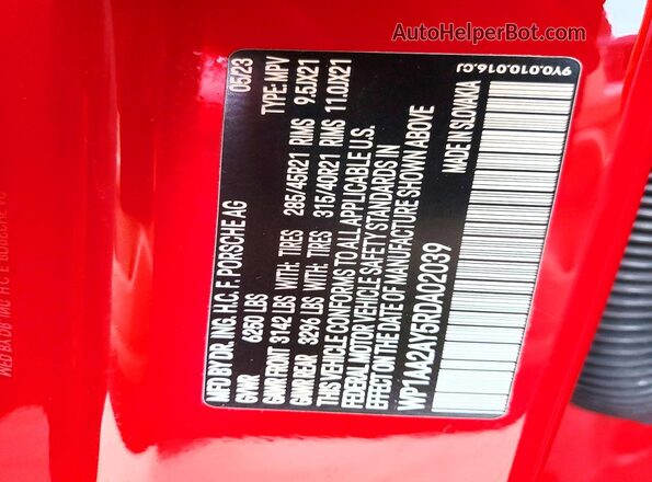 WP1AA2AY5RDA02039 2024 PORSCHE CAYENNE Красный Панорамный вид салона 360°