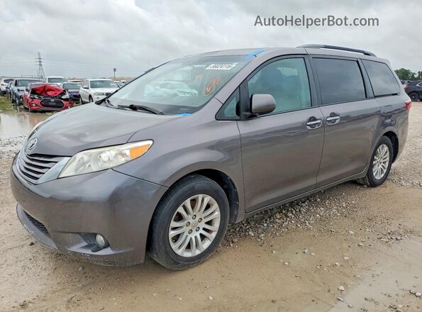 5TDYZ3DC9HS775551 2017 TOYOTA SIENNA Gray 