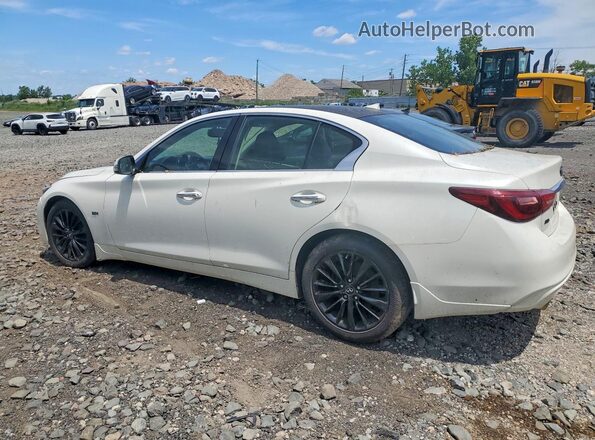 JN1EV7AR8JM438520 2018 INFINITI Q50 Белый Задняя правая четверть
