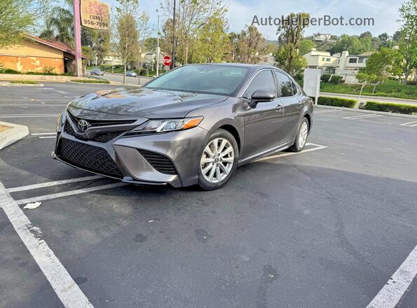 4T1B11HK2KU212309 2019 TOYOTA CAMRY Gray 