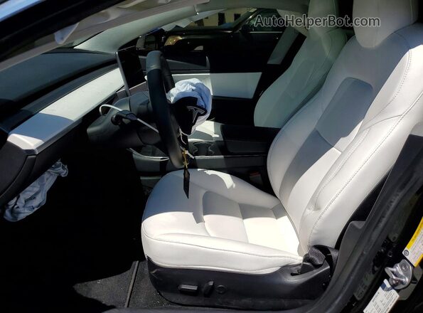 5YJ3E1EA3LF662067 2020 TESLA MODEL Black 