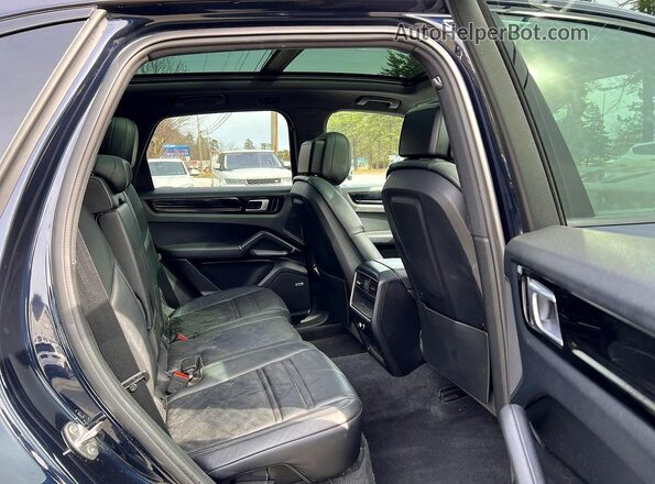 WP1AA2AY3KDA00814 2019 PORSCHE CAYENNE Blue წინა სალონის ხედი