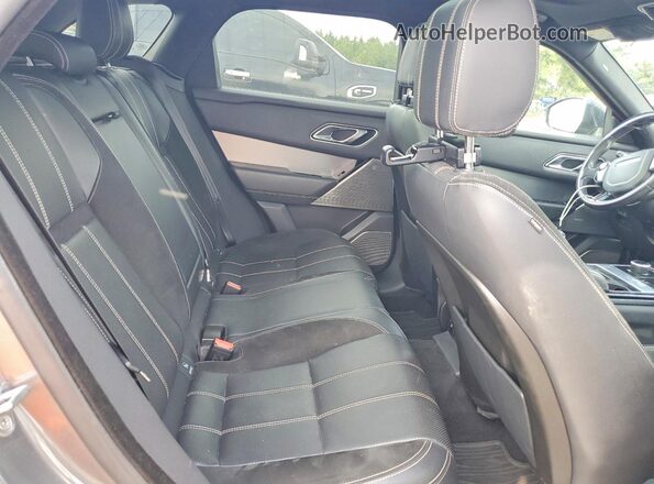SALYL2RX3JA735095 2018 LAND ROVER RANGE Gray Widok wnętrza z tyłu