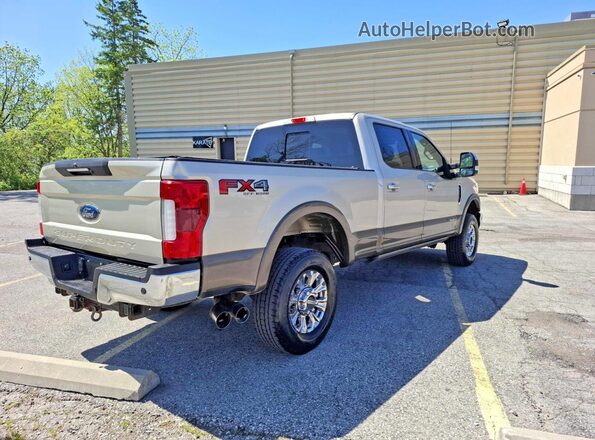 1FT7W2BT3HEE59487 2017 FORD F250 Gold Widok z przodu