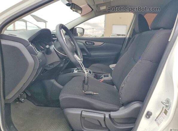 JN1BJ1CR6HW113906 2017 NISSAN ROGUE White Widok deski rozdzielczej