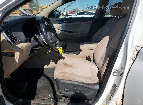 KM8J33A20HU519045 2017 HYUNDAI TUCSON White Առջևի վահանակի տեսք