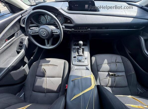 3MVDMBAL8MM260738 2021 MAZDA CX30 Black Widok zestawu wskaźników