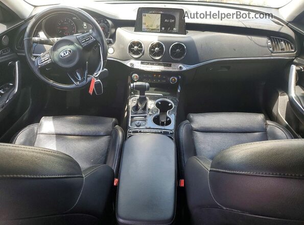 KNAE25LA6J6015292 2018 KIA STINGER Silver 