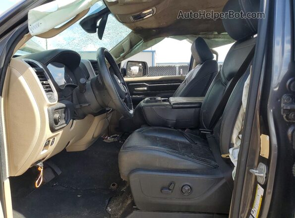 1C6SRFFT3LN125964 2020 RAM 1500 Gray Vista del salpicadero