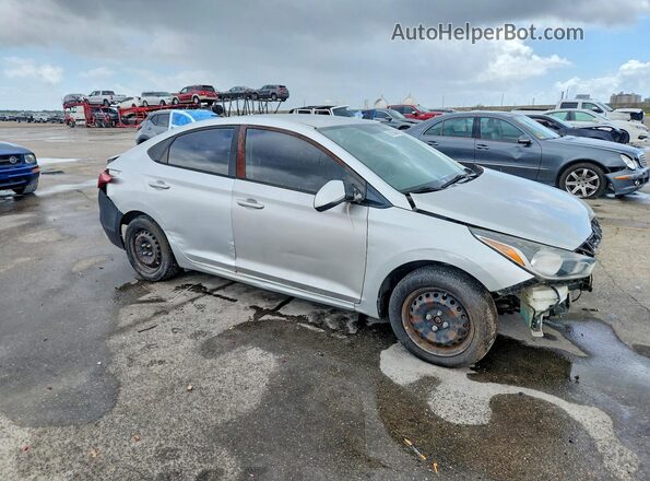 3KPC24A34KE047713 2019 HYUNDAI ACCENT Silver 