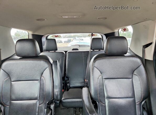 1GNEVGKW6KJ152807 2019 CHEVROLET TRAVERSE Black Rear interior view