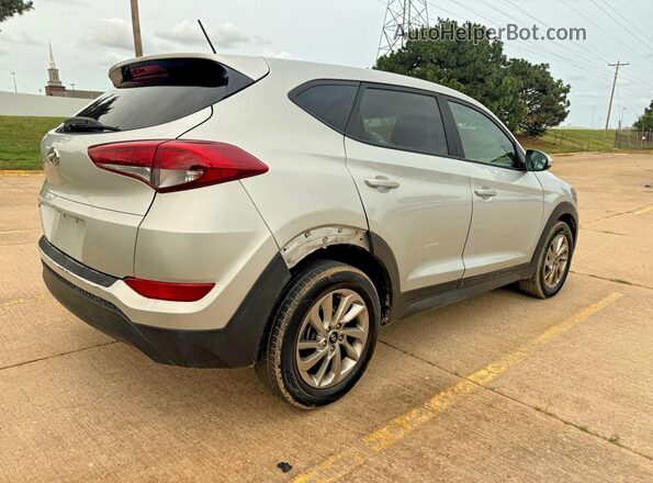 KM8J23A43HU352846 2017 HYUNDAI TUCSON Серебряный Вид спереди