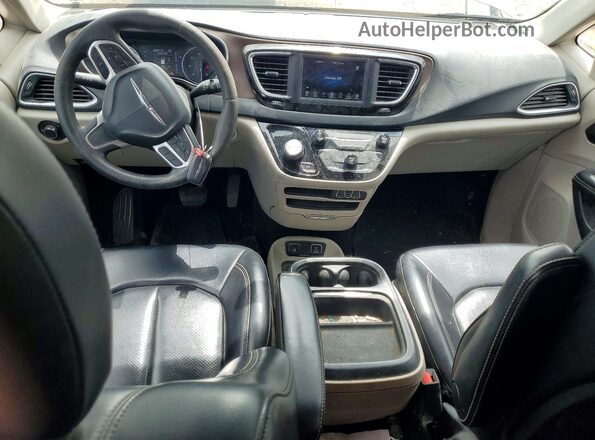 2C4RC1DG9MR506143 2021 CHRYSLER VOYAGER Silver Вид щитка приладів