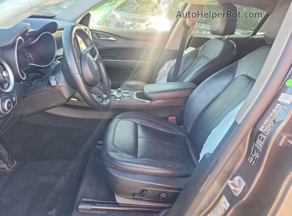 ZASPAJAN2L7C74055 2020 ALFA ROMEO STELVIO Серый Вид панели приборов