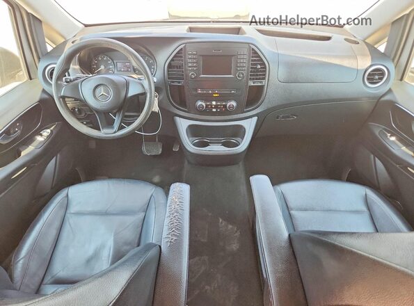 WD4PG2EE7G3130852 2016 MERCEDES-BENZ METRIS Серебряный Вид щитка приборов