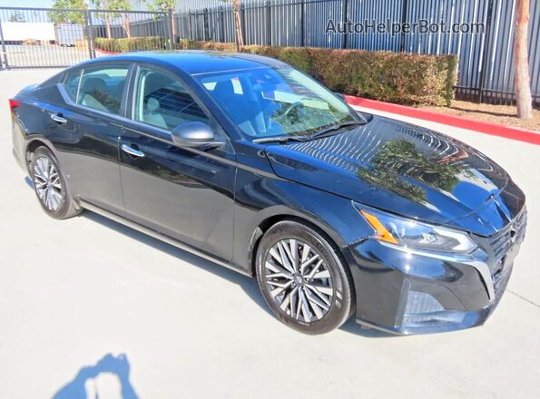 1N4BL4DV7SN377143 2025 NISSAN ALTIMA Black Tył prawy