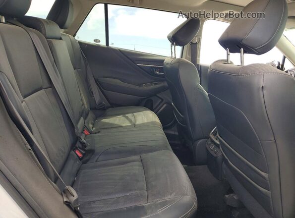 4S4BTANC0S3114635 2025 SUBARU OUTBACK White Вид підкапотного простору