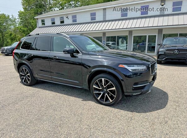 YV4A22PKXJ1359429 2018 VOLVO XC90 Black 
