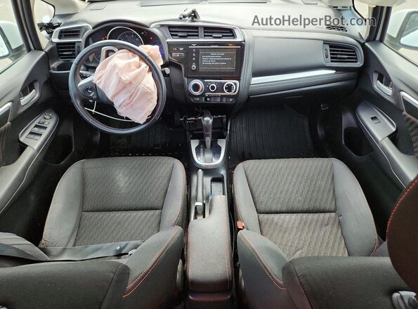 3HGGK5H67JM701214 2018 HONDA FIT White Widok zestawu wskaźników
