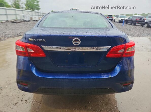 3N1AB7AP2JY320496 2018 NISSAN SENTRA Синий Вид салона спереди