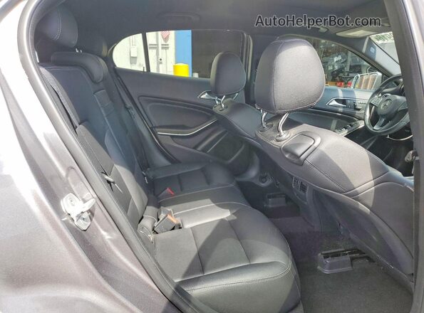 WDCTG4EBXGJ265288 2016 MERCEDES-BENZ GLA Gray 