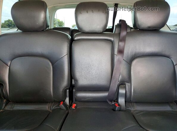 JN8AY2NC7H9508196 2017 NISSAN ARMADA Gray Вид задньої частини салону
