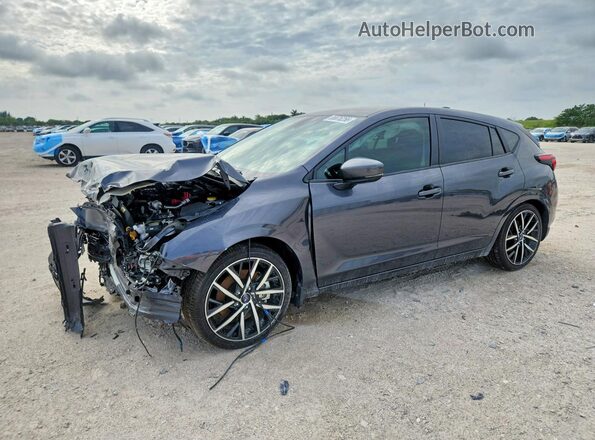 JF1GUAFC3R8904066 2024 SUBARU IMPREZA Серый Задняя левая четверть