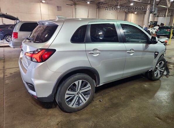 JA4ARUAU0RU019120 2024 MITSUBISHI OUTLANDER Silver 
