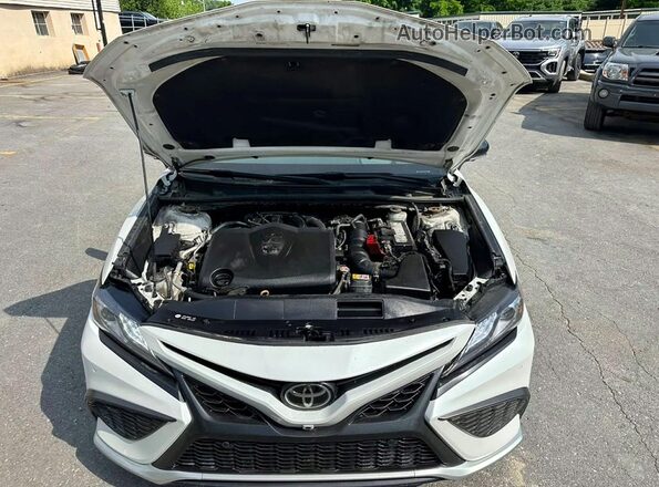4T1KZ1AK9PU073838 2023 TOYOTA CAMRY White 